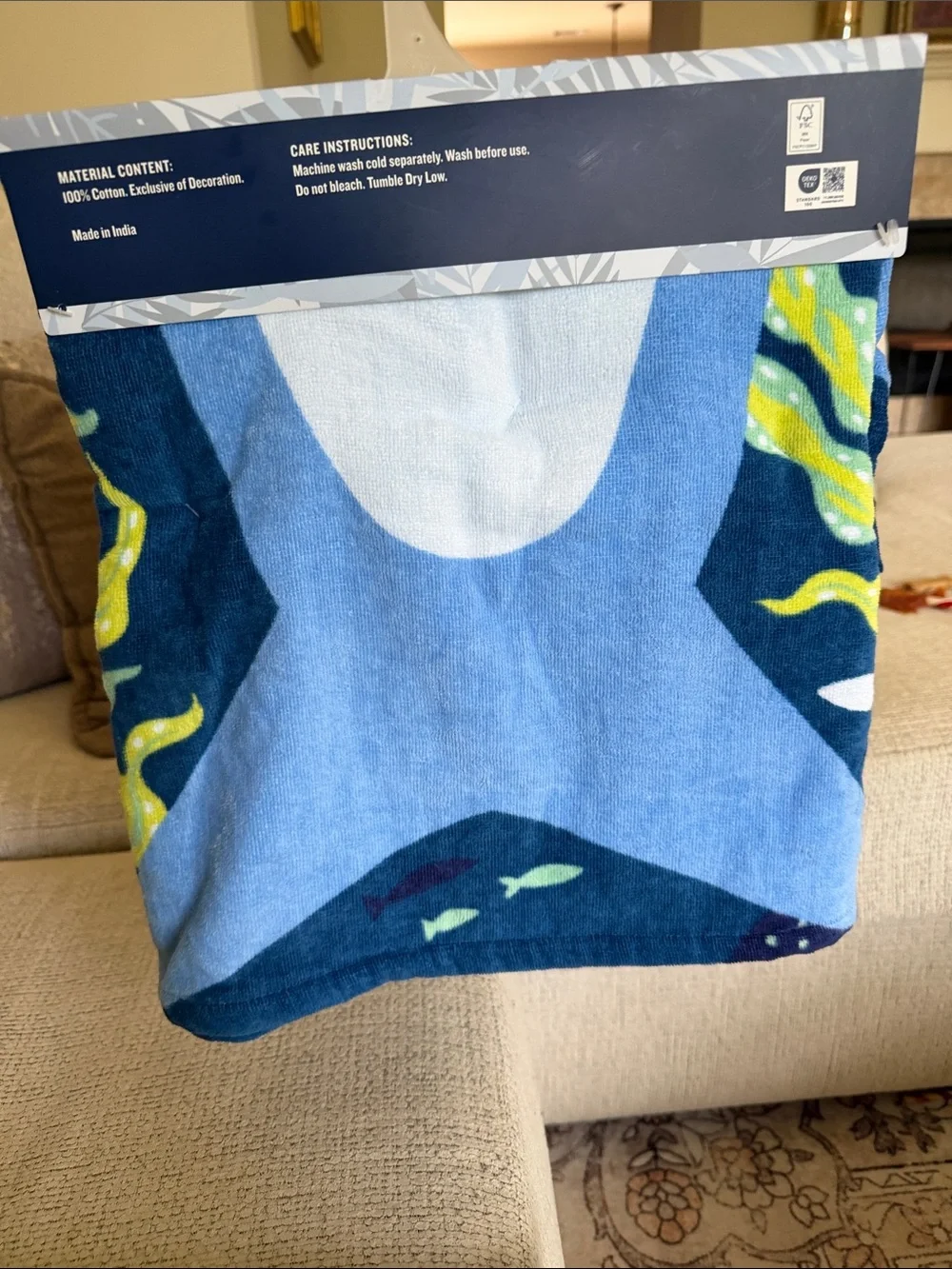 Tommy Bahama featuring print